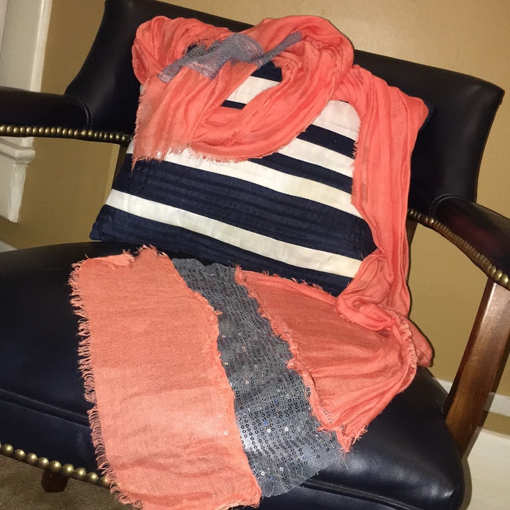 Ladies scarf